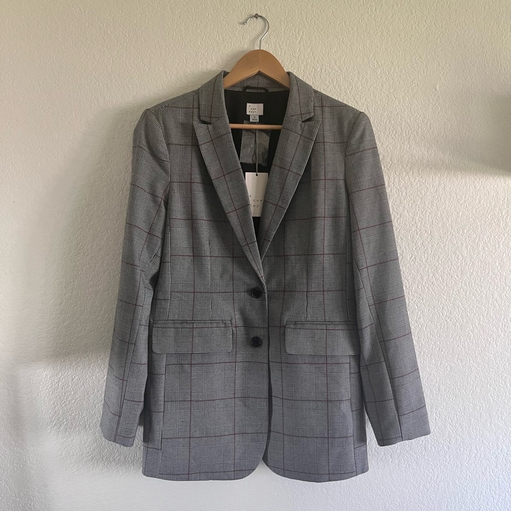 ✨A New Day Gray Checked Blazer